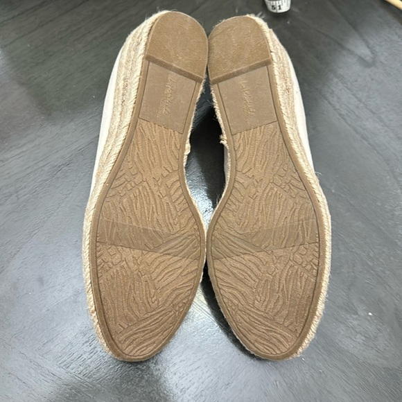 LifeStride Karma Wedge Slip On - Picture 3 of 7